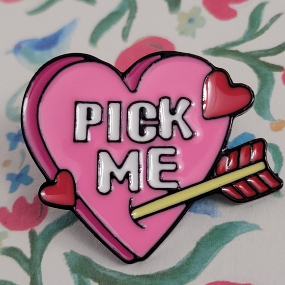 Pick Me Heart Pierced By Cupid's Arrow Enamel Pin - Picture 8 of 9